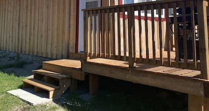 C6 - Cozy Lakefront Cottage in Temiskaming Shores