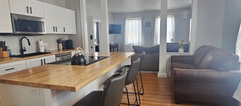 Downtown Living- Pet Friendly- Parking
