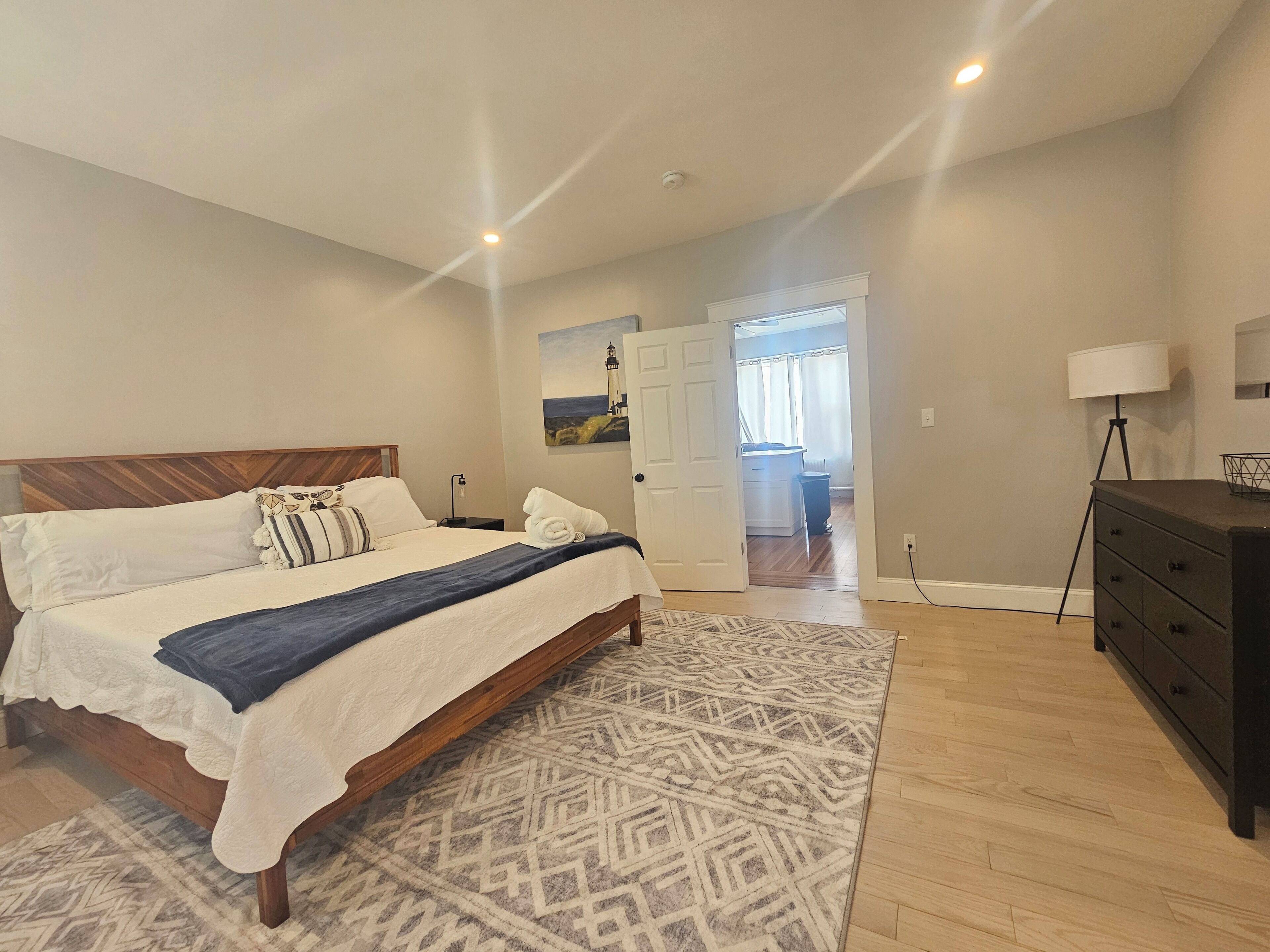 2 chambres, fer et planche à repasser, Wi-Fi gratuit, draps fournis