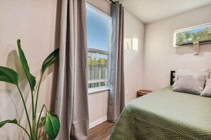 2 habitaciones, camas con efecto memoria y wifi 