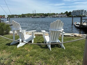 Property grounds - Riverbed, Romantic Waterfront Suite, walk to town<br><br> (Stonington)