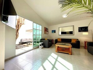 تلفزيون ذكي، كُتُب