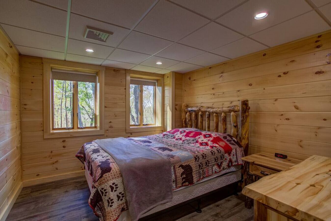 4 bedrooms, iron/ironing board, travel cot, free WiFi