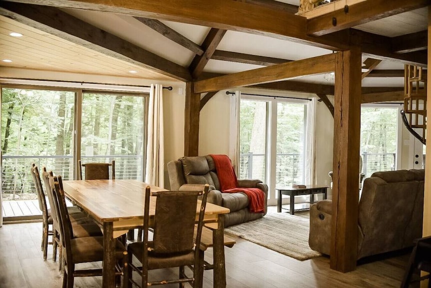 Thunder Hill Retreat - Spacious/deck/hot Tub - Pennsylvania