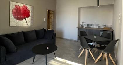 Elefsinian Mysteries - Cozy