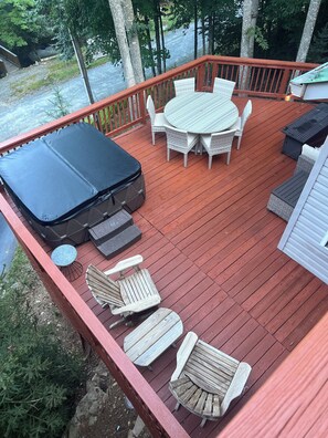 屋外ダイニングエリア