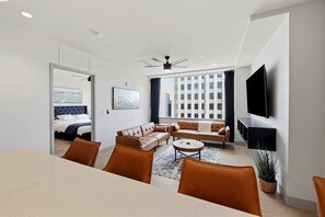 Interior - 175 LEX - Two Bedroom Condo, Walkable Downtown! (Lexington)