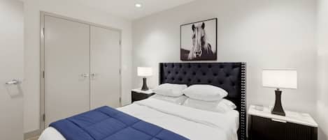 2 Schlafzimmer, Schreibtisch, Bügeleisen/Bügelbrett, Reisekinderbett
