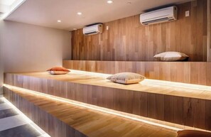 Interior - Cozy Luxurious Guest Suite (Brooklyn)