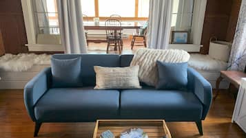 TV connectée, cheminée