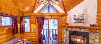 Baker Creek | Superior Jacuzzi Suite