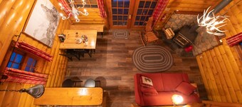 Baker Creek | Superior Two Bedroom Cabin