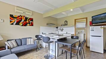 ์ํํธ, ์นจ์ค 2๊ฐ | ์ ์ฉ ์ฃผ๋ฐฉ | ์ ๊ธฐ ์ฃผ์ ์, ์ํ