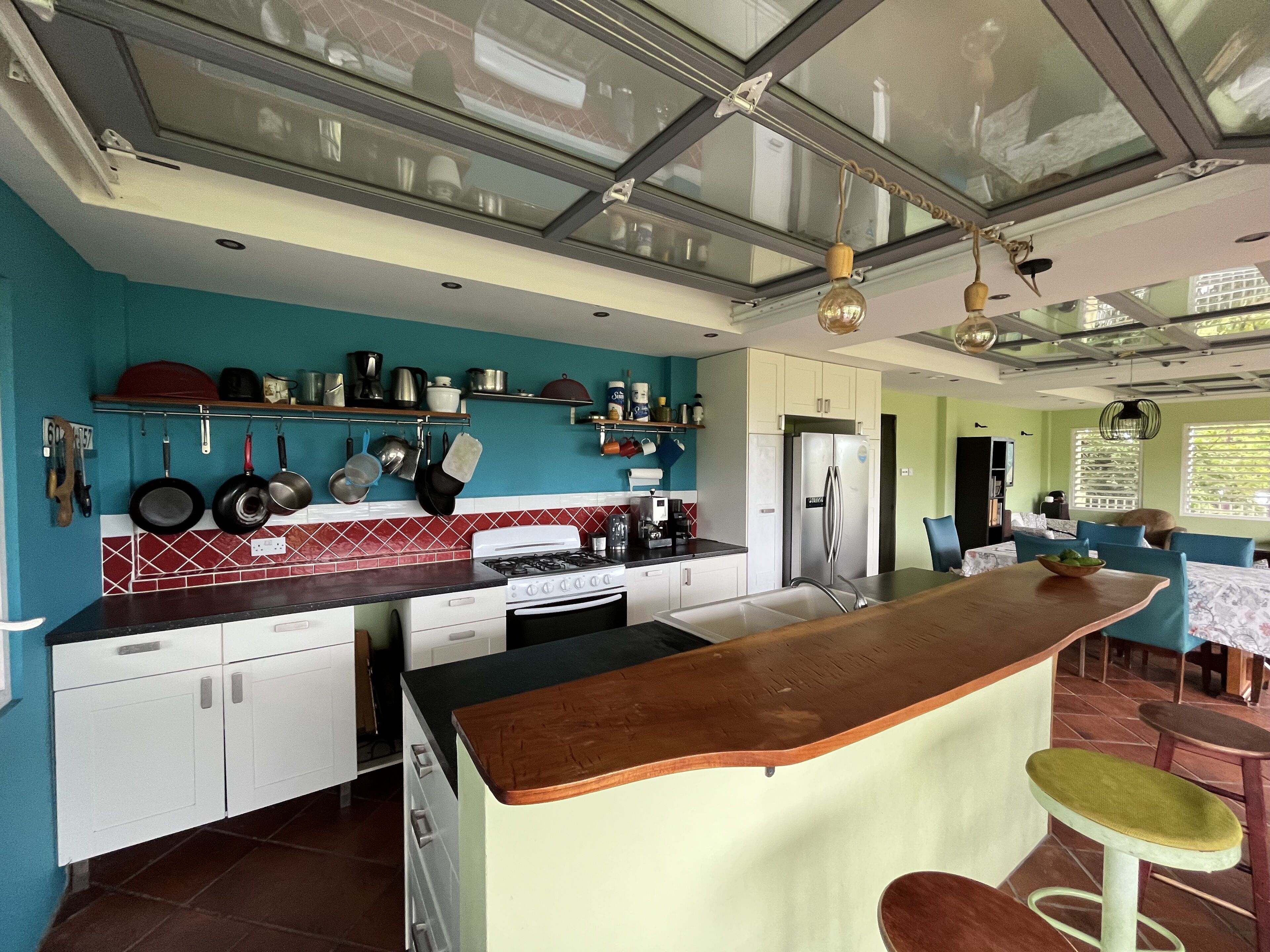 Modern family home with amazing view, 30 mins from airport in Choiseul, Saint Lucia