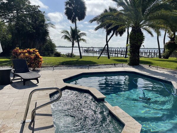 Outdoor pool, a heated pool