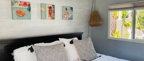 1 soverom, strykejern/-brett, internettilgang og sengetøy