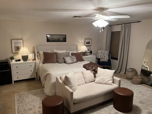 4 bedrooms, WiFi, bed sheets