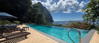 Authentic St. Lucian Experience at Prestigious 2-bed Villa - Colibri Cottage