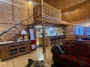 Smart TV - Silverwood Family Vacation (Athol)