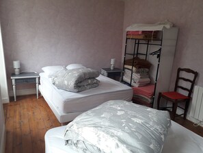 2 bedrooms, iron/ironing board, travel cot, free WiFi - Apartment 8 people center of la bourboule (La Bourboule)