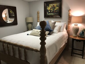 5 bedrooms, iron/ironing board, free WiFi, bed sheets