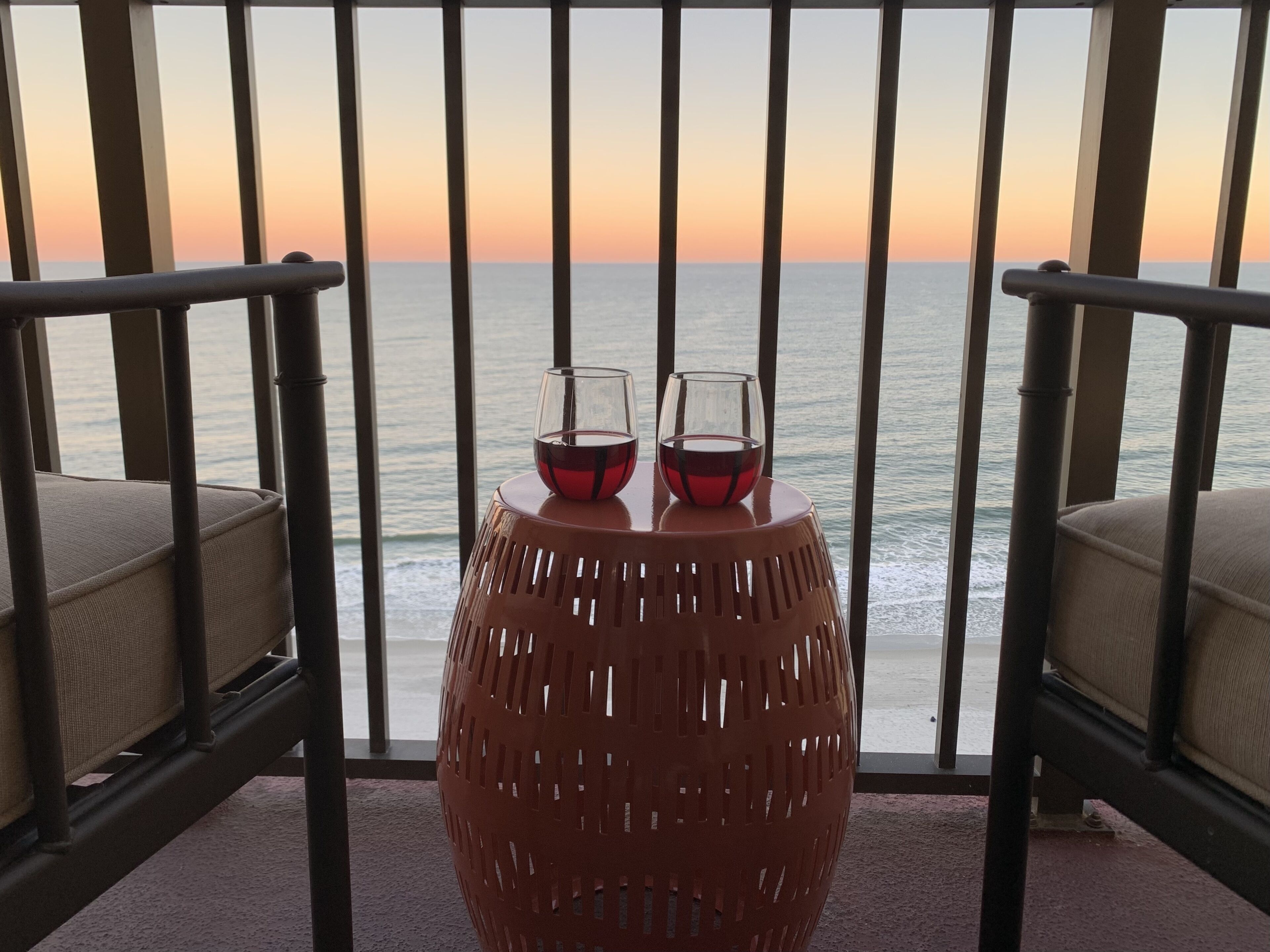 Cowabungalow Beach Condo - Book Now!