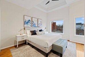 4 bedrooms, desk, iron/ironing board, travel crib