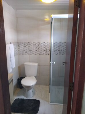 Bathroom - Farol House (Marica)
