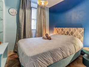 1 chambre, fer et planche à repasser, Wi-Fi, draps fournis