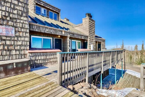 Eagle Roost Retreat in Brianhead by Ski Lifts