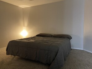 4 bedrooms, WiFi, bed sheets