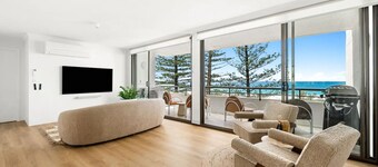Beachfront living & ocean views
