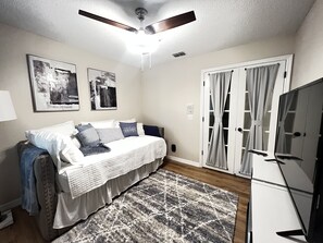 Room - Relaxation (Apopka)