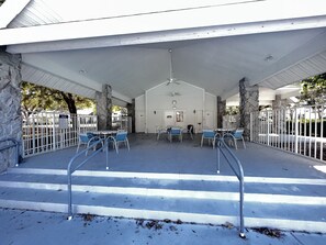 Outdoor dining - Relaxation (Apopka)
