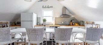 Modern + Spacious 5BR/2BA Home, Renovated Backyard