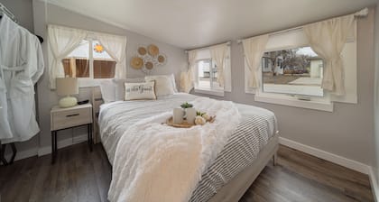 Historic, Charming GJ Downtown tiny home- Best location!
