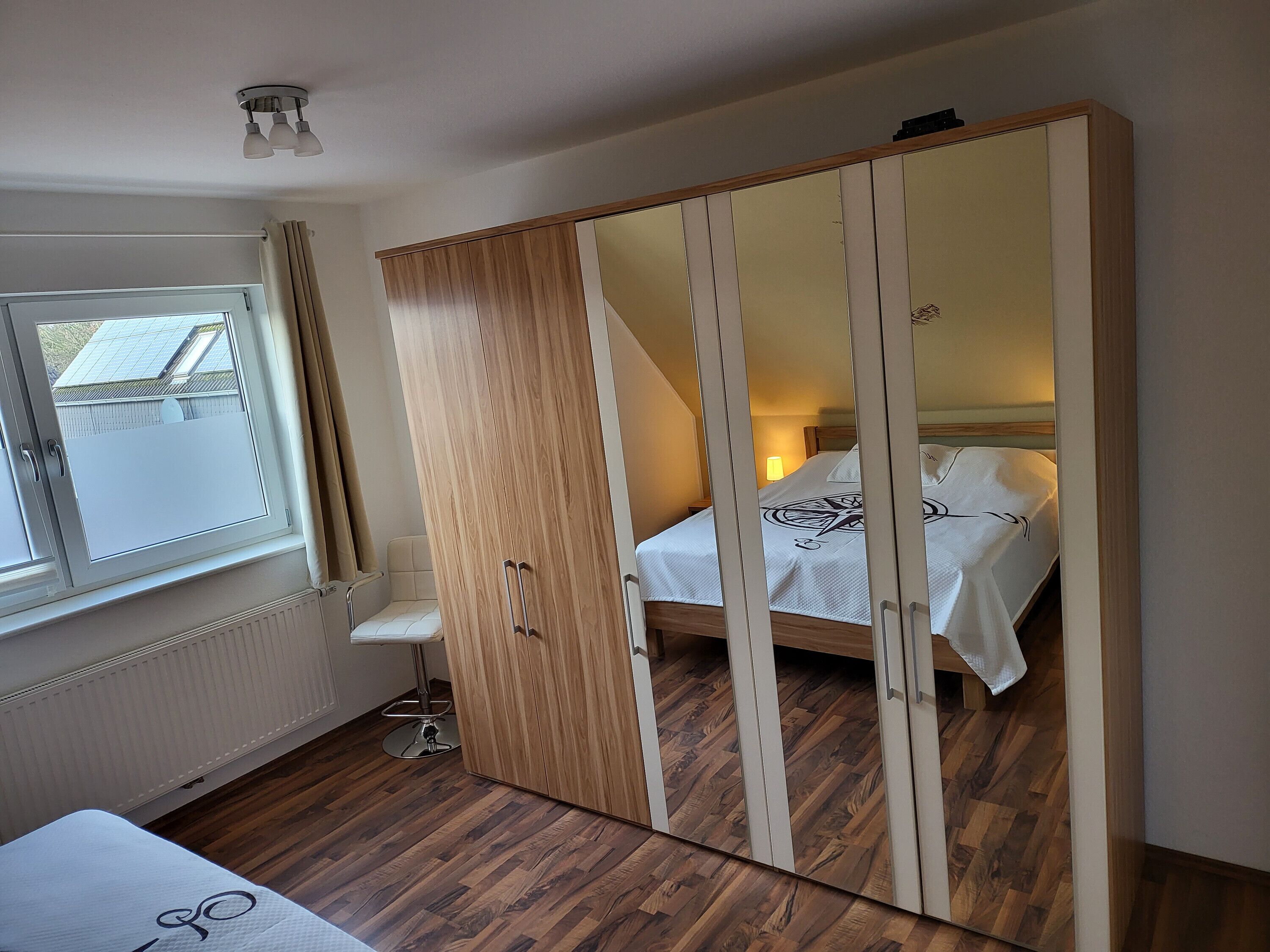 3 dormitorios, tabla de planchar con plancha, wifi gratis y ropa de cama