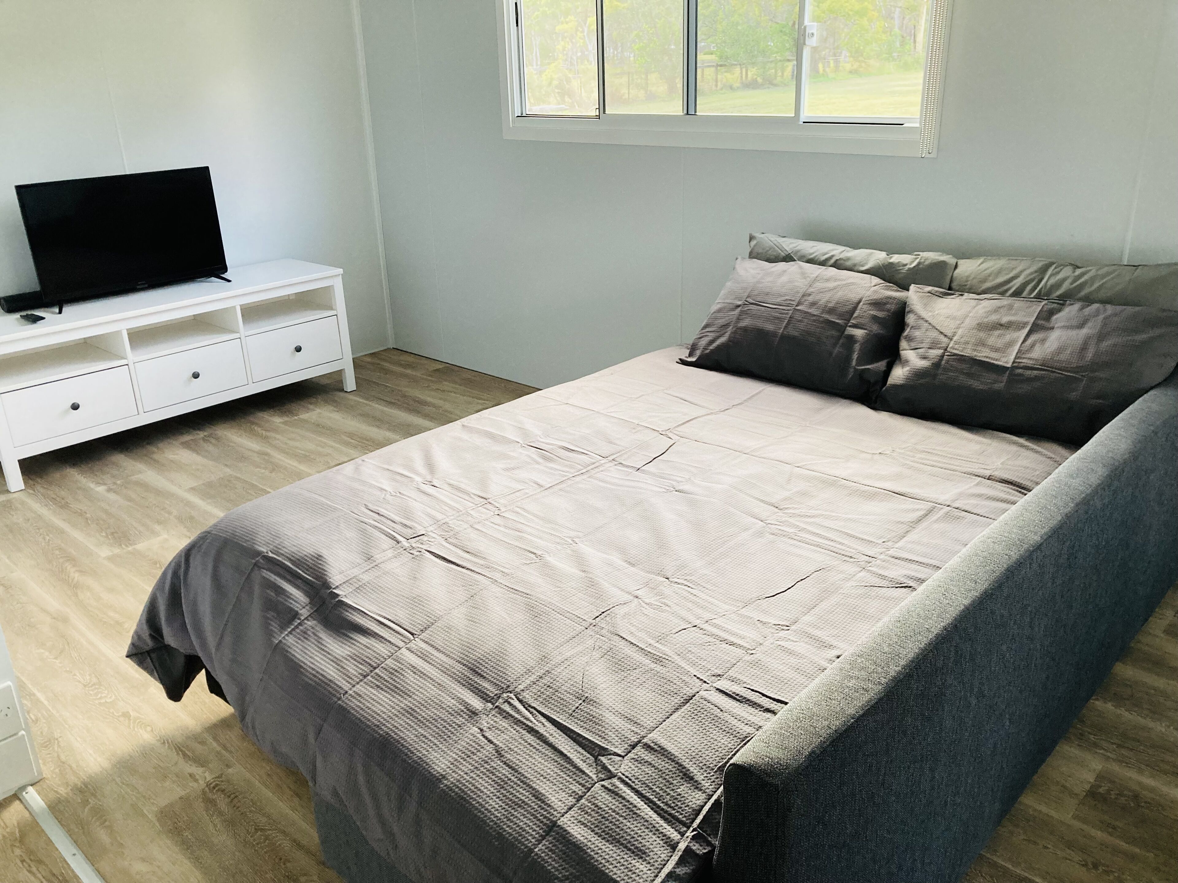 2 多间卧室、熨斗/熨衣板、WiFi、床单