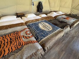 Habitación familiar, 5 habitaciones | Wifi gratis y ropa de cama