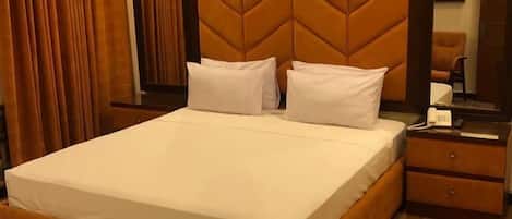 Deluxe Double Room | Free WiFi