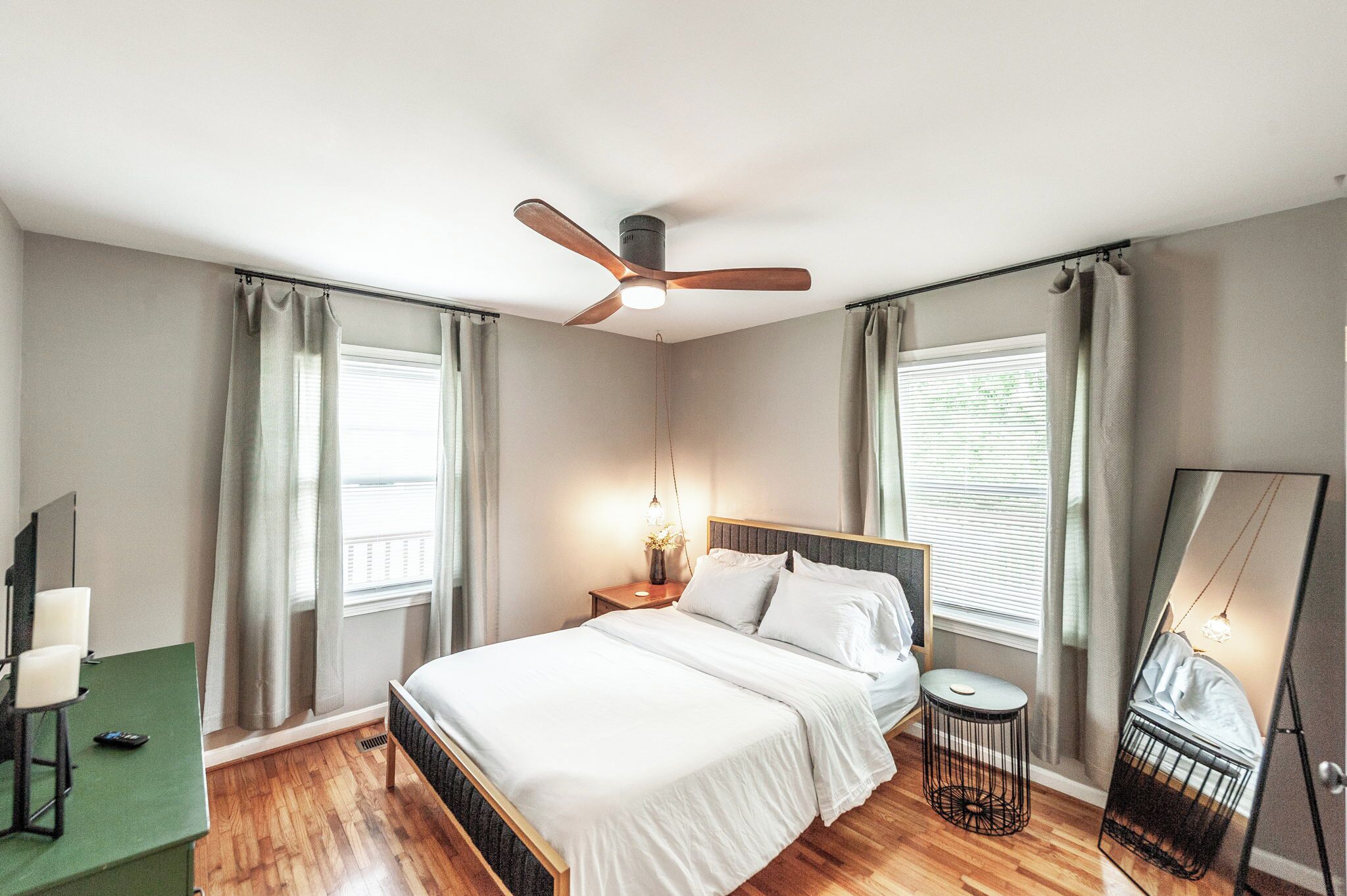 2 bedrooms, iron/ironing board, travel crib, free WiFi