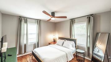 2 bedrooms, iron/ironing board, travel crib, free WiFi