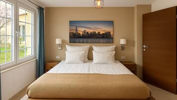 2 bedrooms, bed sheets