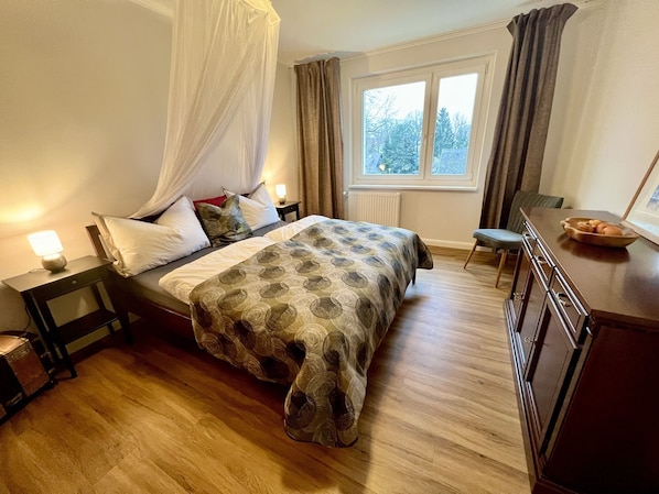 2 chambres, accĂšs Internet, draps fournis