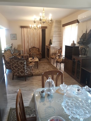 Casa, 5 camere da letto, accessibile ai disabili, balcone | Soggiorno