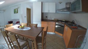 Villa, 4 camere da letto, fumatori, piscina privata | Cucina privata