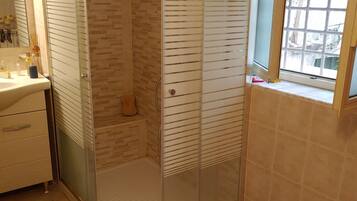 Room, 2 Bedrooms, Terrace | Bathroom shower