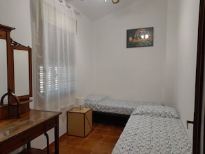 Villa, 4 habitaciones, patio | 4 habitaciones 
