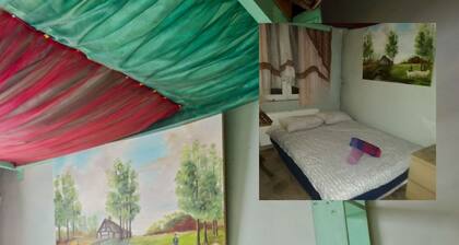 Room-lockable Room Center