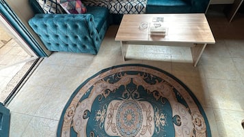 Apartment, 1 Bedroom, Smoking, Terrace | Living area